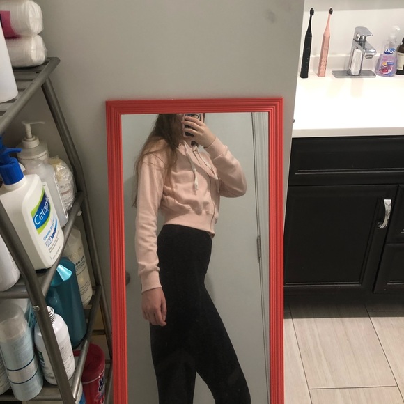 Forever 21 Pink & White Cropped Hoodie 💖 - Picture 11 of 14